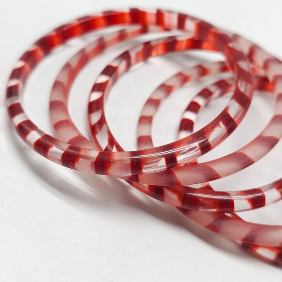 Red Clear Striped Acrylic Bangle Bracelets Set of Five Vintage Stackable - Picture 2 of 6